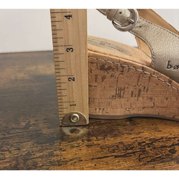 Born Wedge Sandal Womens Sz 9M Gold Pewter Leather Cork Rosette Boho Peasant - Picture 13 of 14